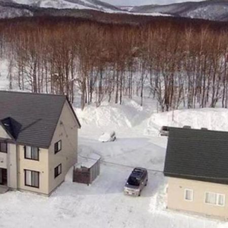 Trailside Apartments Niseko Куттян Экстерьер фото
